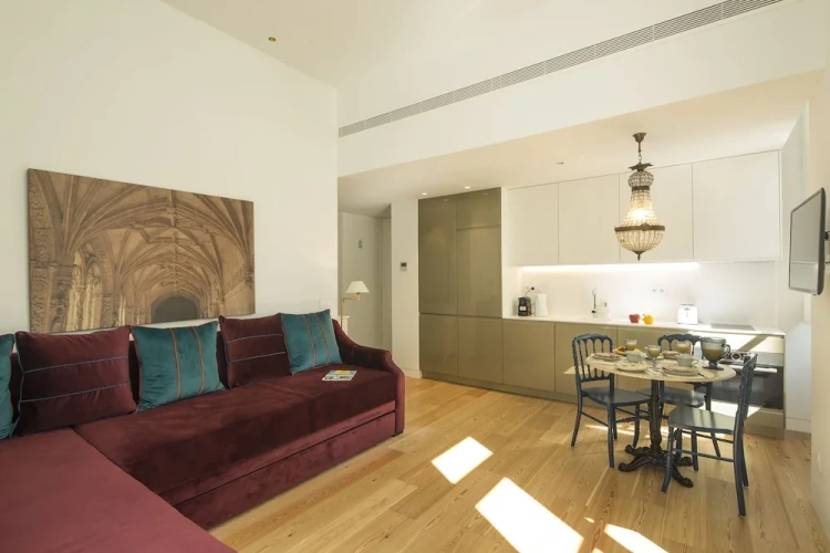 1 Bedroom Deluxe Apartment