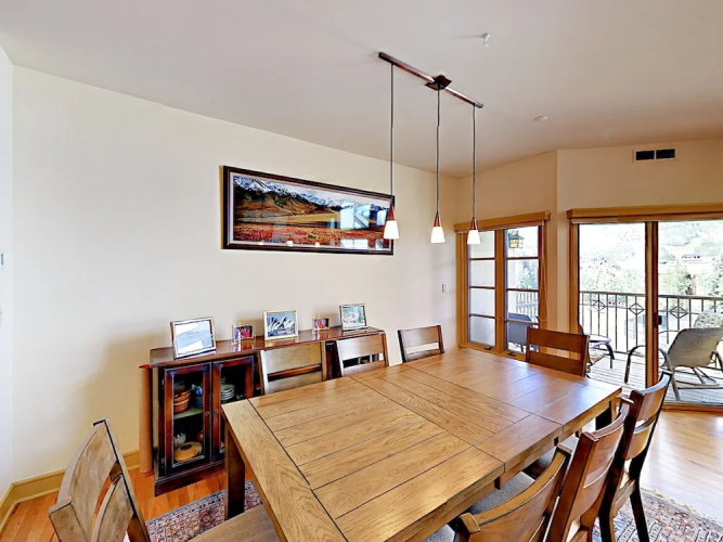 450 Offerson Road Townhouse by RedAwning