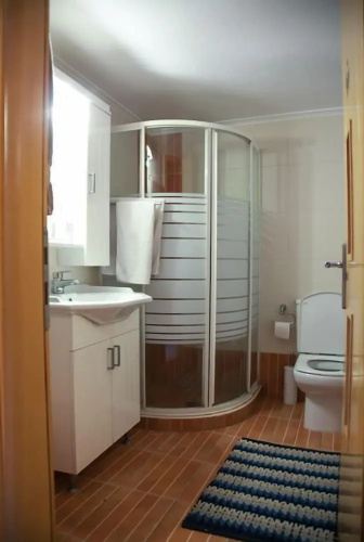 Thisio Modern House