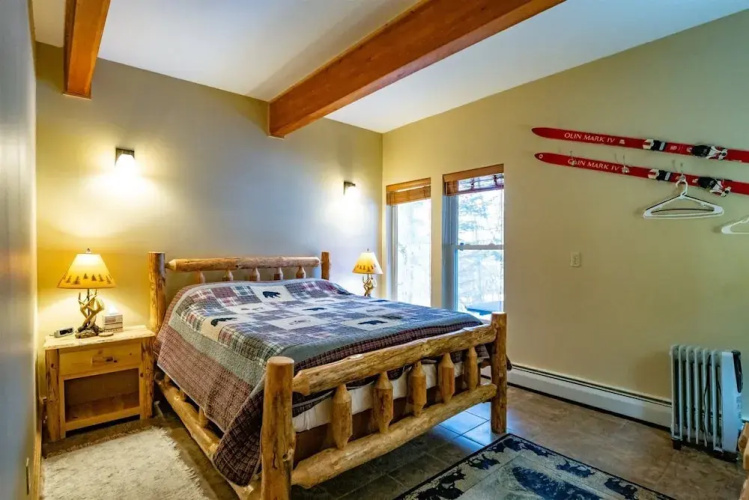 Dew Drop Inn