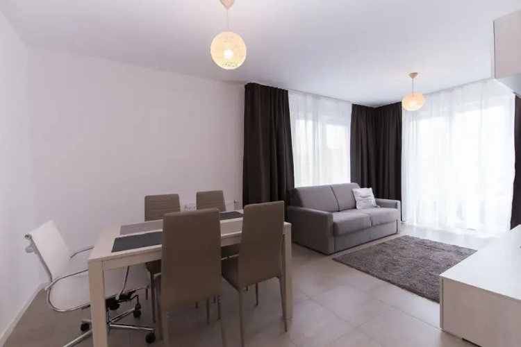 Thomas Apartments
