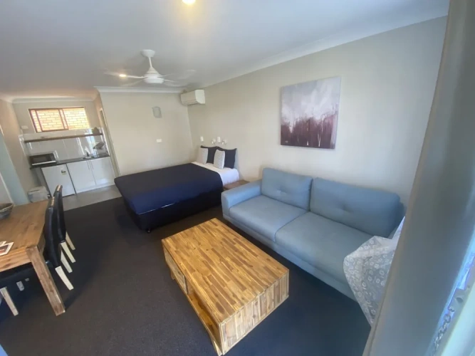 2 Bedrooms Standard Family room