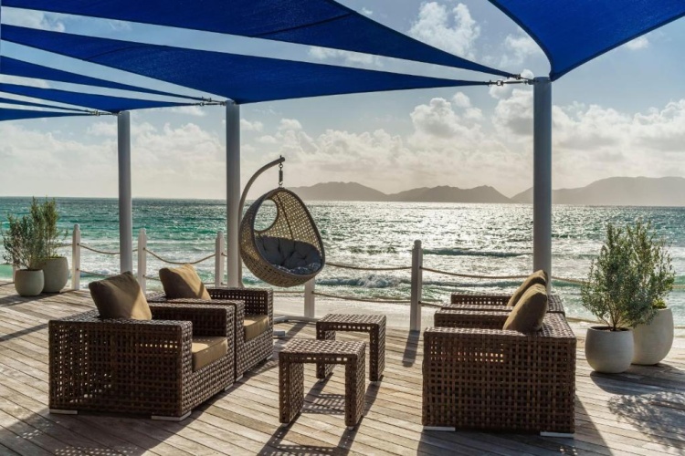 Deluxe Double room with land view