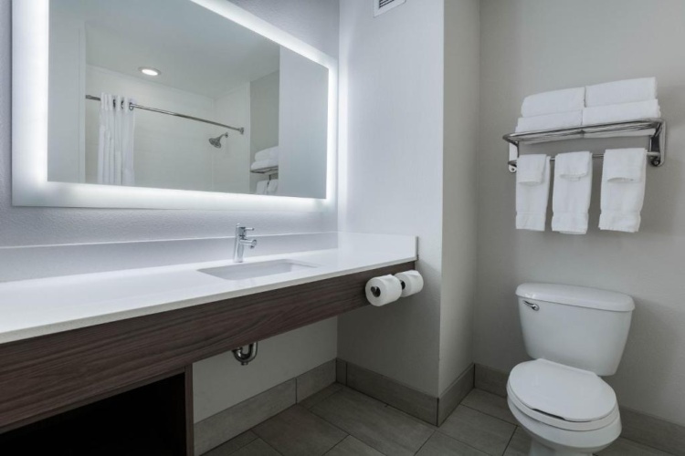 1 Bedroom Double Suite