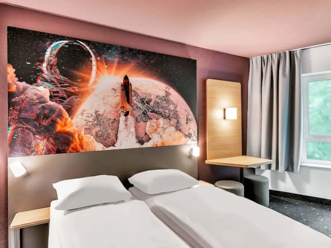 Standard Triple room