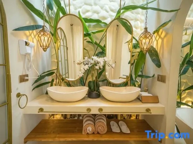 1 Bedroom Double Villa