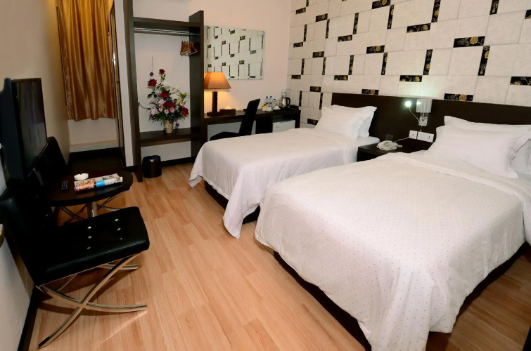 Hotel Tebrau CT