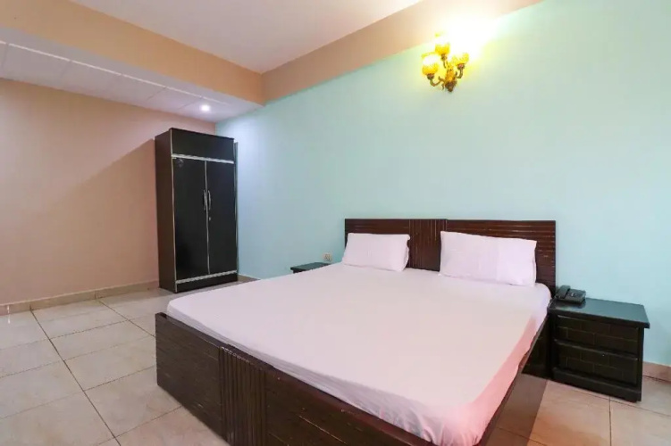 Hotel Shree Shyam by OYO Rooms