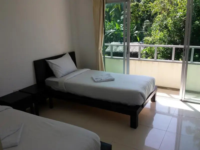 School Hostel Khao Lak