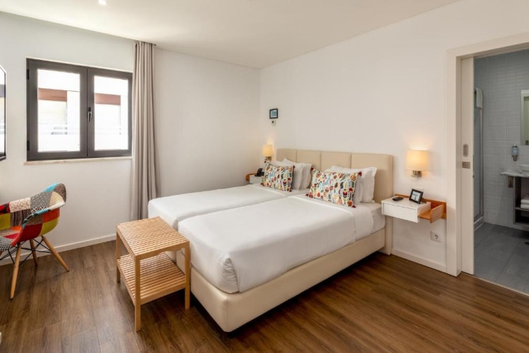 Standard Double room with view