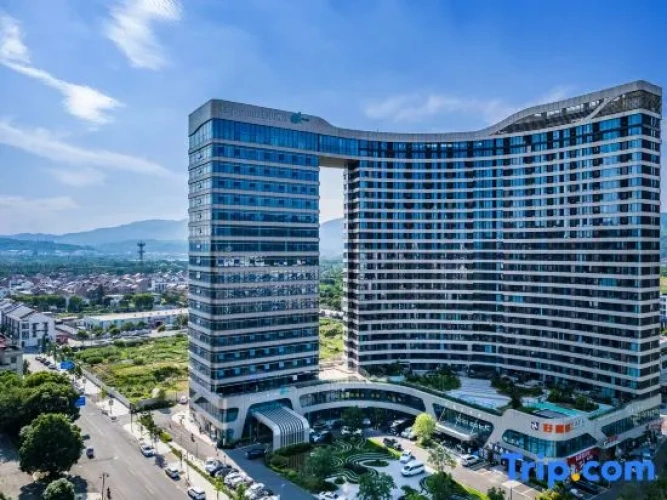 Dema E-Sports Hotel