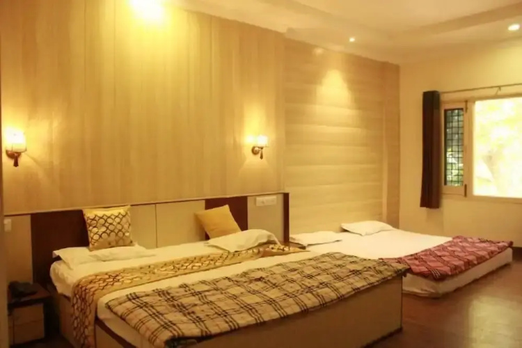 Hotel Royal Inn