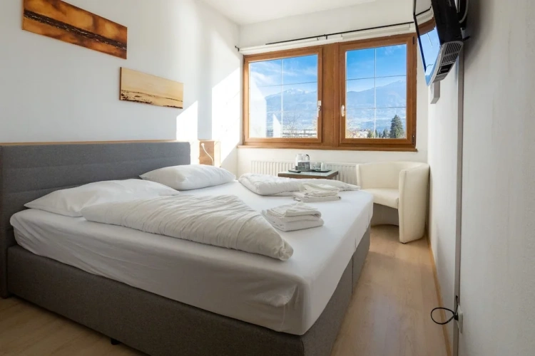 Deluxe Double room with mountain view