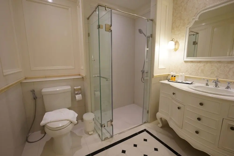 Premier room