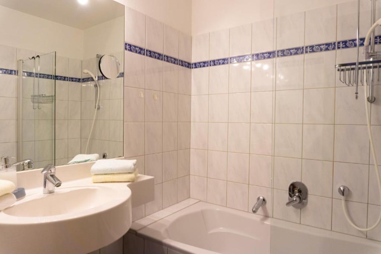 1 Bedroom Apartment with balcony