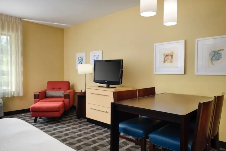 Quadruple Suite