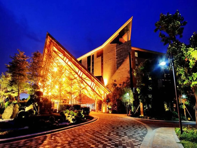 Castle Hotel