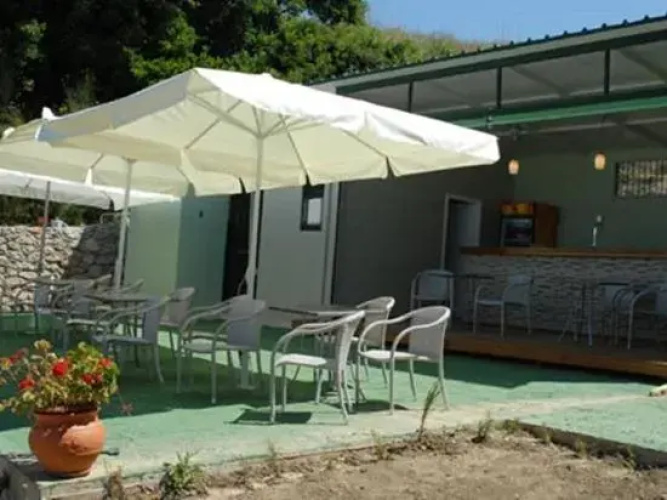 Emilios Villas