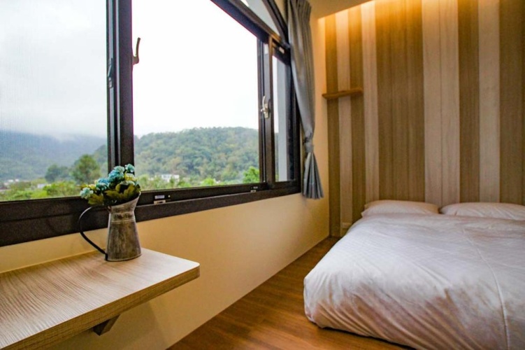 Standard Double room with garden view