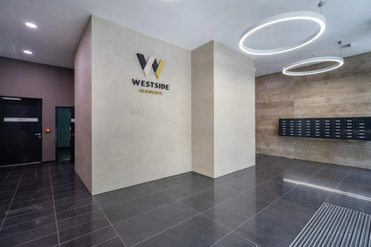 WestSide River Apartment
