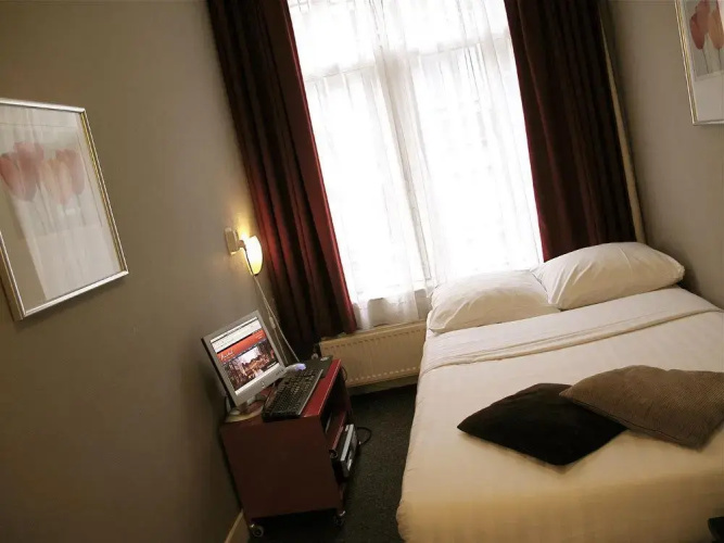 Amistad Hotel