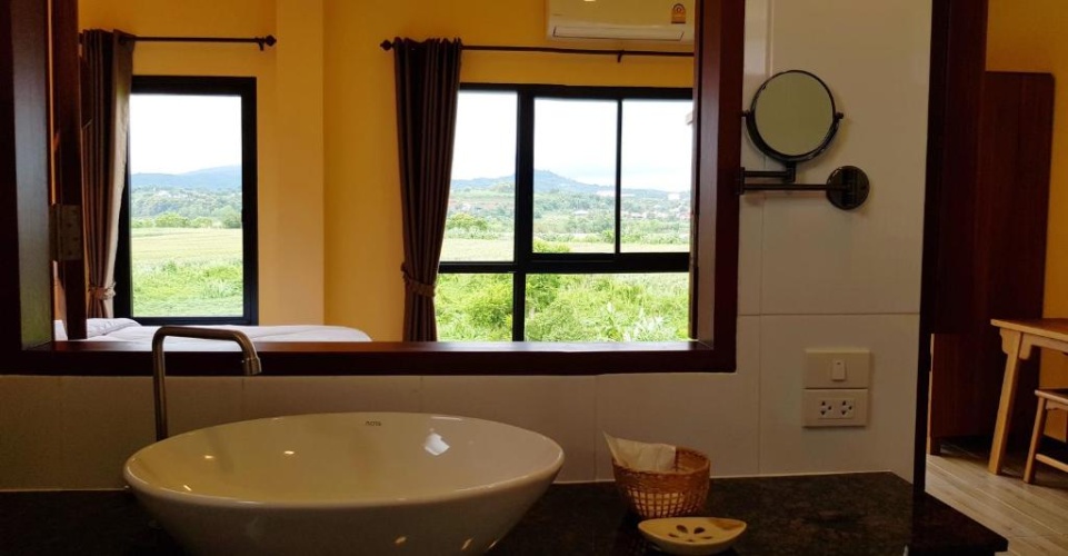 Suite with balcony