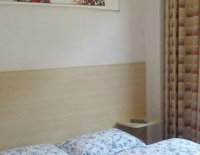 Hongdoudou Inn