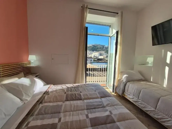 Classic Quadruple room with balcony and with land view