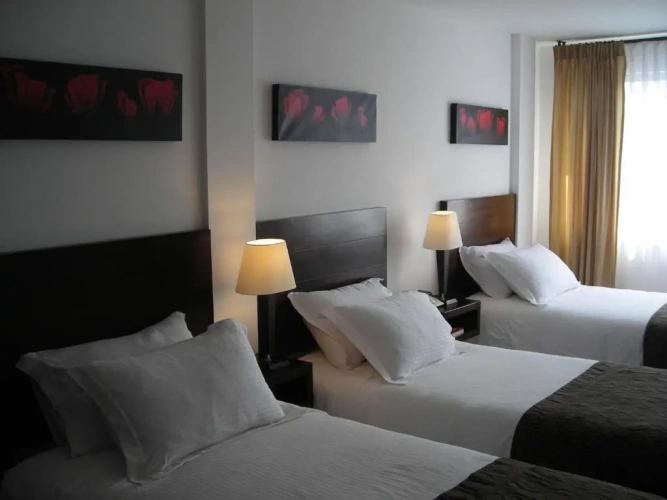 Standard Triple room