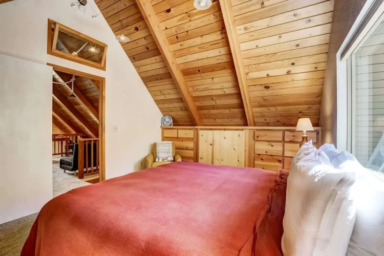 Rustic Haven - Hot tub & Pet Friendly