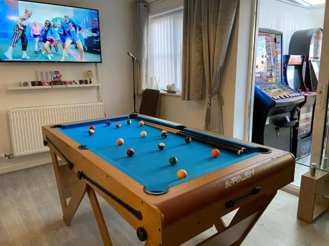 Ramskir Apartment House
