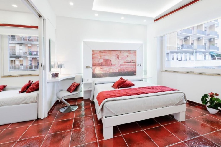 Standard Triple room