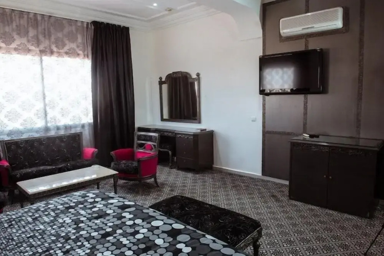 Park Regency Suite Hotel