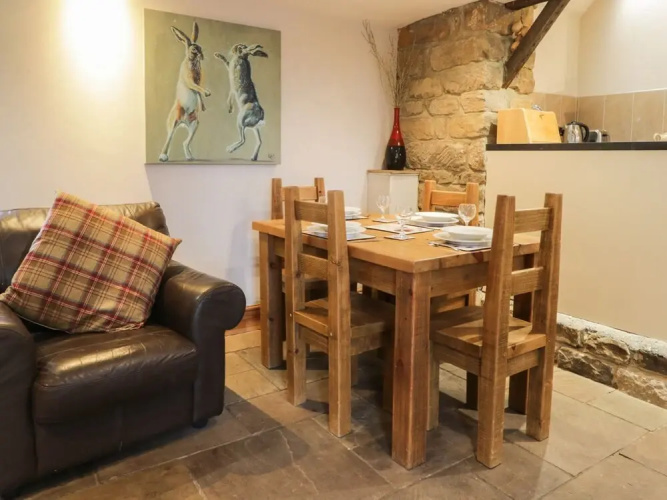 Horseshoe Cottage
