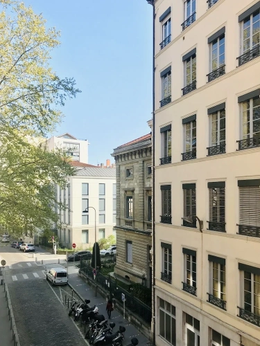 1 Bedroom Deluxe Triple room with city view
