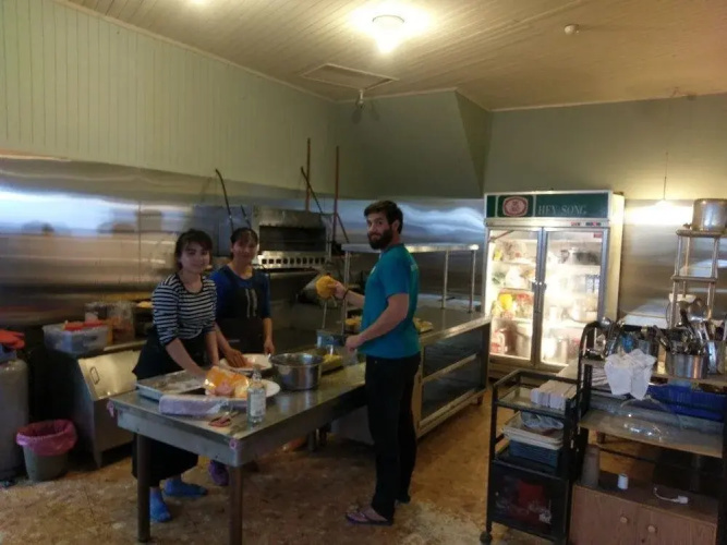 Roll Inn Eco-village