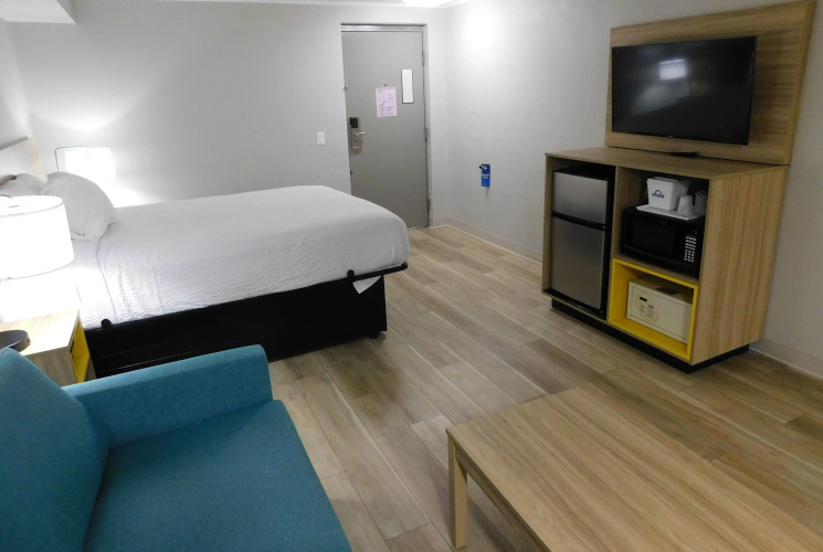 Days Inn by Wyndham Effingham