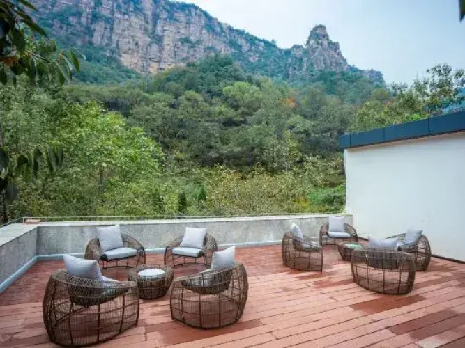 QIANNA HOTEL (Wanxianshan Qingshanju)