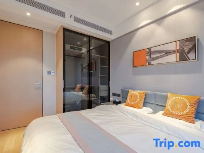 1 Bedroom Deluxe Suite with balcony