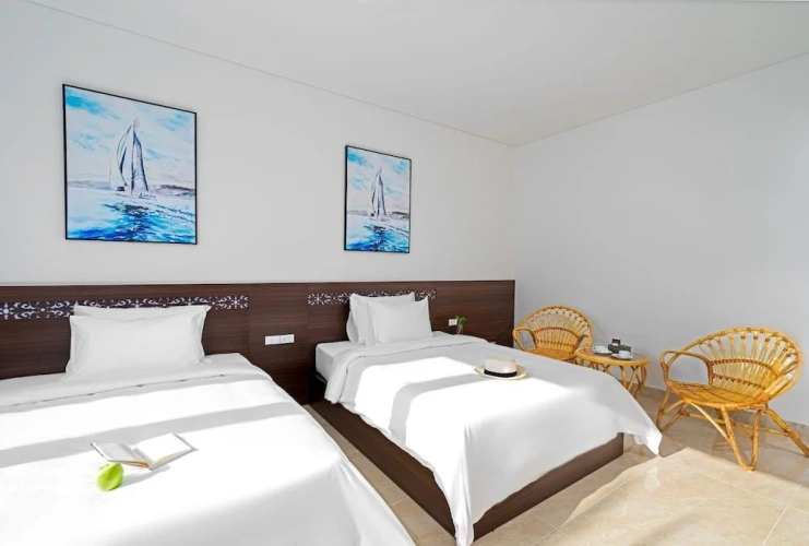 Standard Single room with balcony and with garden view