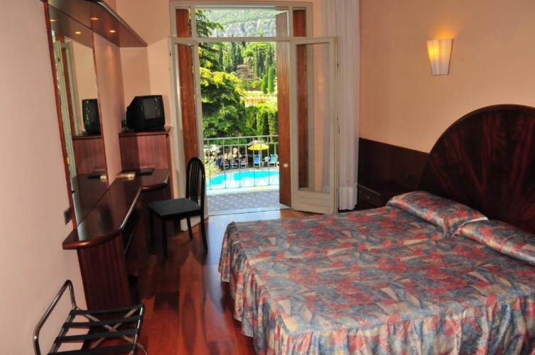 Classic Double room with balcony