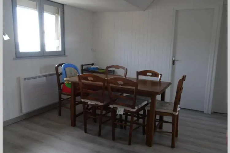 Vue mer exceptionnelle dans bourg authentique