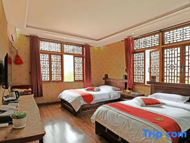Danba Banshan Yunju Xiaogema B&B