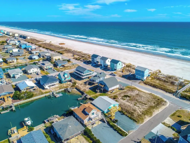 Boyd by Topsail Realty