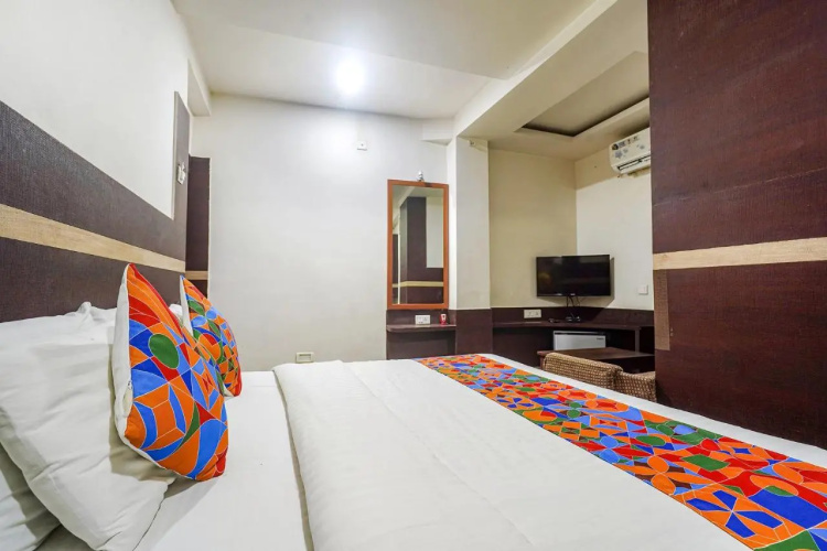 Fabhotel Shravan
