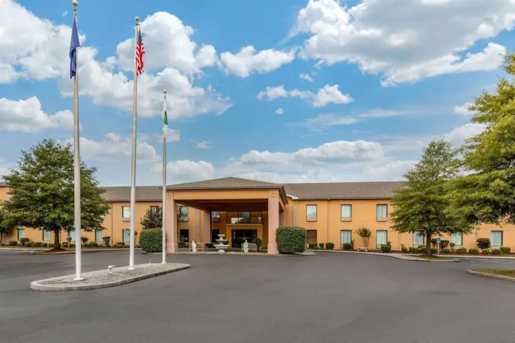Comfort Inn & Suites