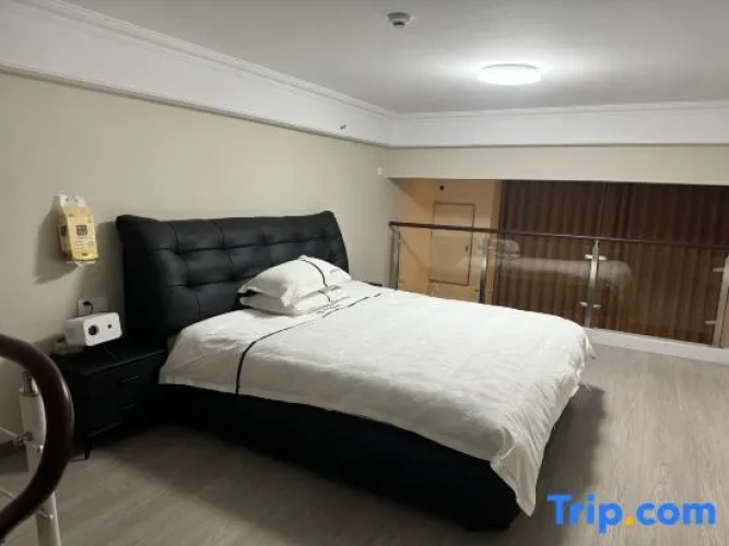 Business Double Apartment with lake view