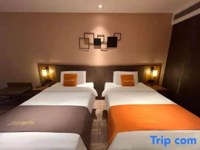 Standard Twin Family room