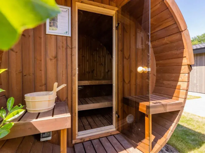 Chalet by Pond With Sauna