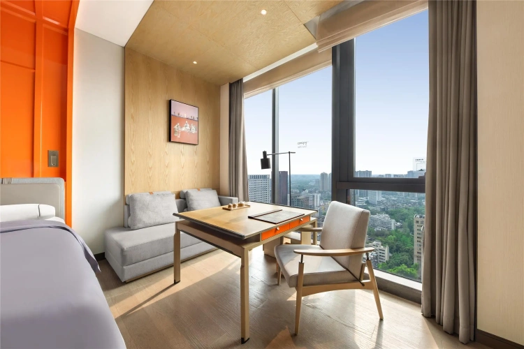 Standard Quadruple room with view
